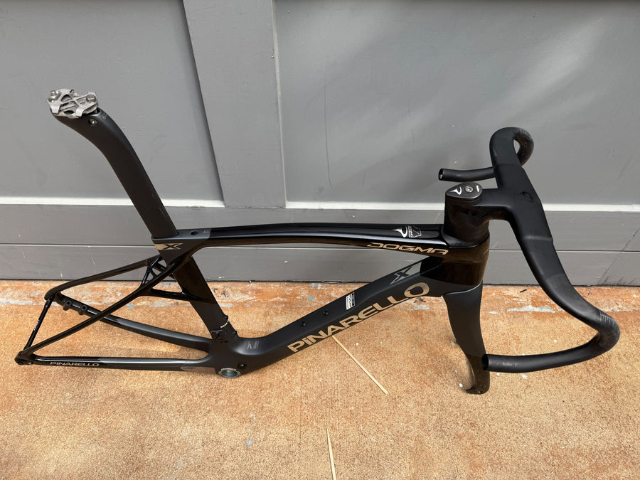 2024 Pinarello Dogma X Frameset Plus Talon Ultrafast Handlebar 80/42 Size 46.5 Pre-Owned