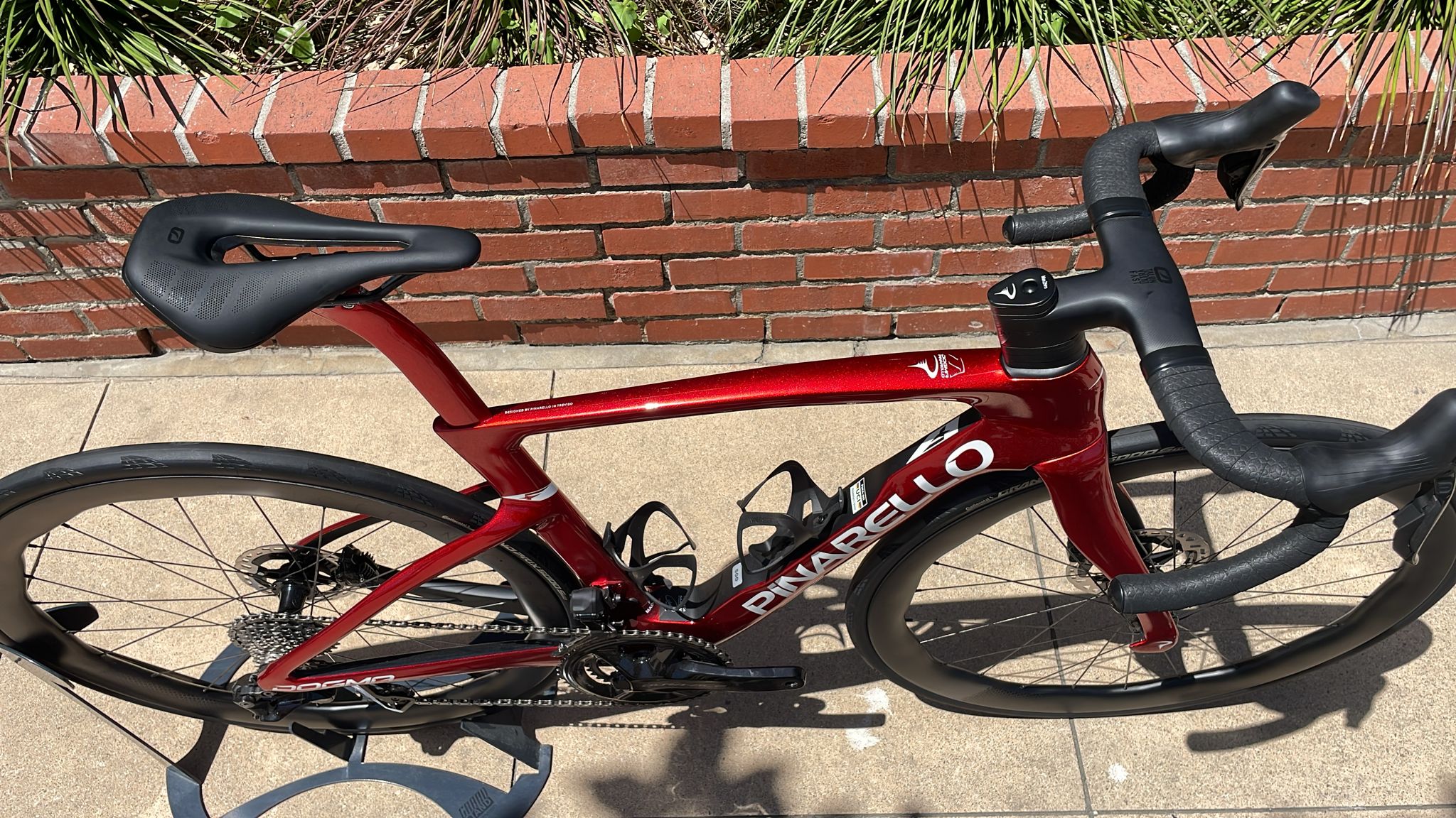 Dogma F Disc 2025 - Dura Ace Di2 (Power Meter) Size 50 (Demo Bike)