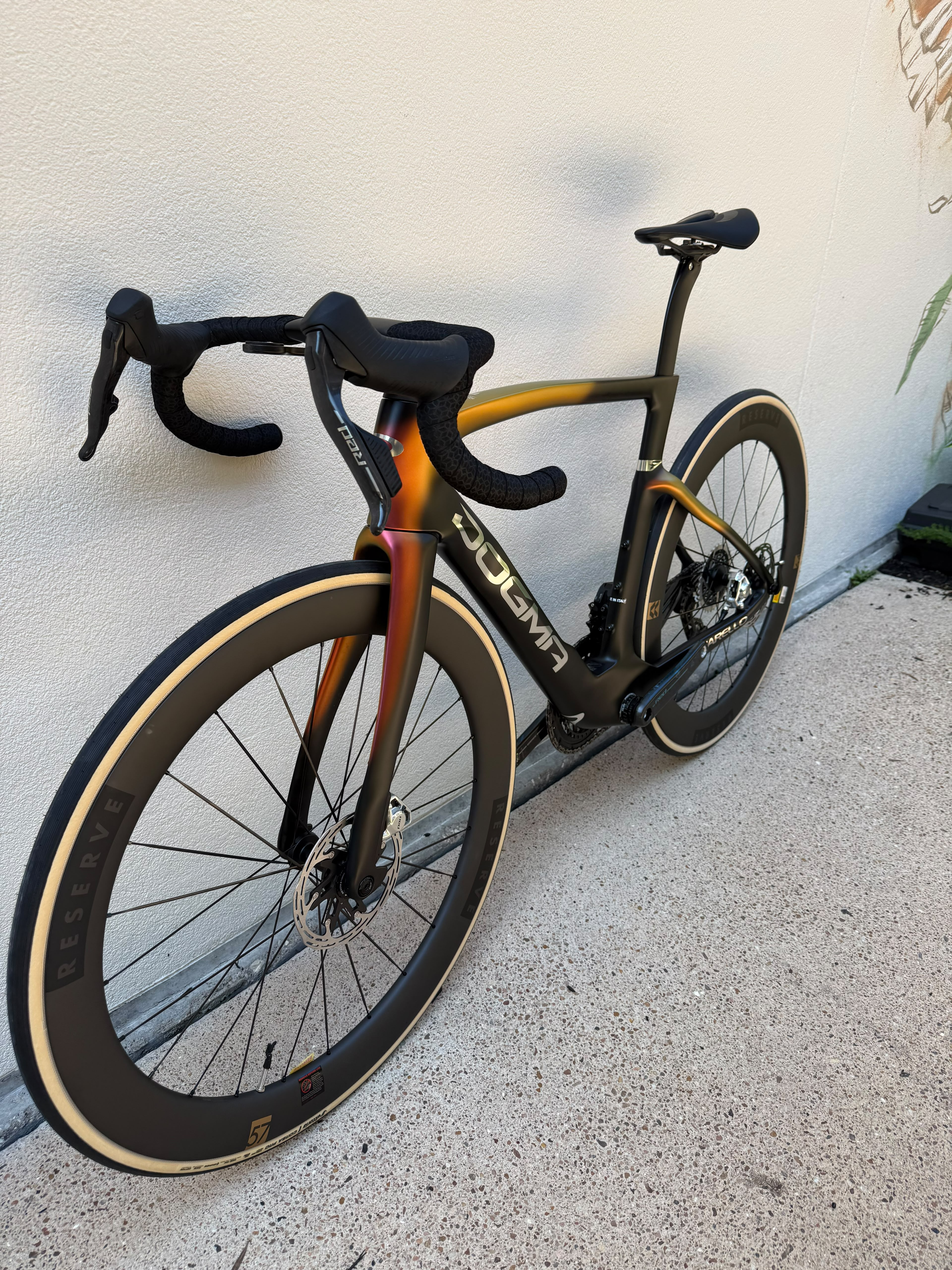 Pinarello Dogma F Luxter Gold Sram Red AXS Reserve 57/64 DT 180 hubs 53cm Pre-Owned