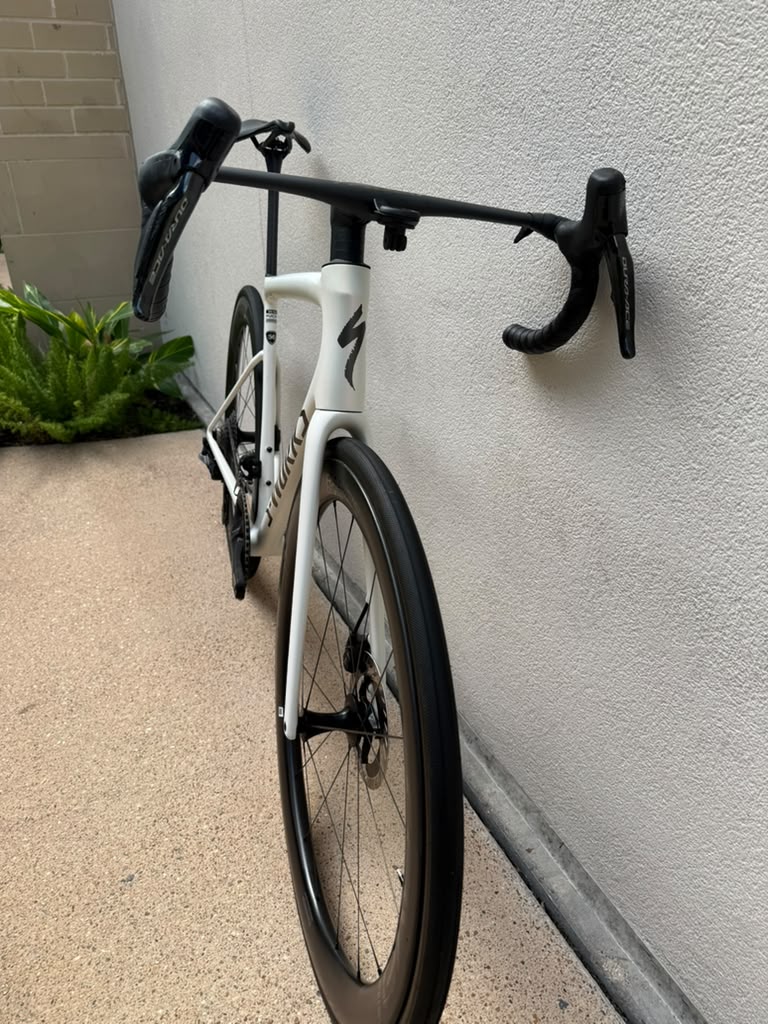 2024 Specialized Tarmac SL8 S works Dura Ace Di2 Satin Fog Tint 56cm Ceramic Speed OSPW and BB
