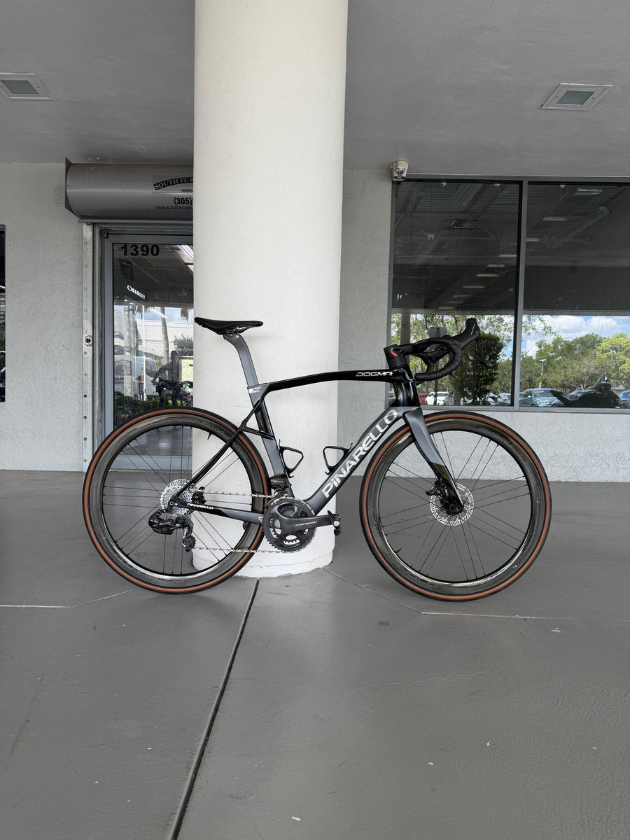 Pinarello Dogma X super record wireless Vector RS200 size 55cm. Pre-owned