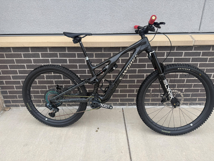 2023 S works Stumpjumper Evo S3 + Flight attendant XX1 Eagle Axs.  Pre-Owned