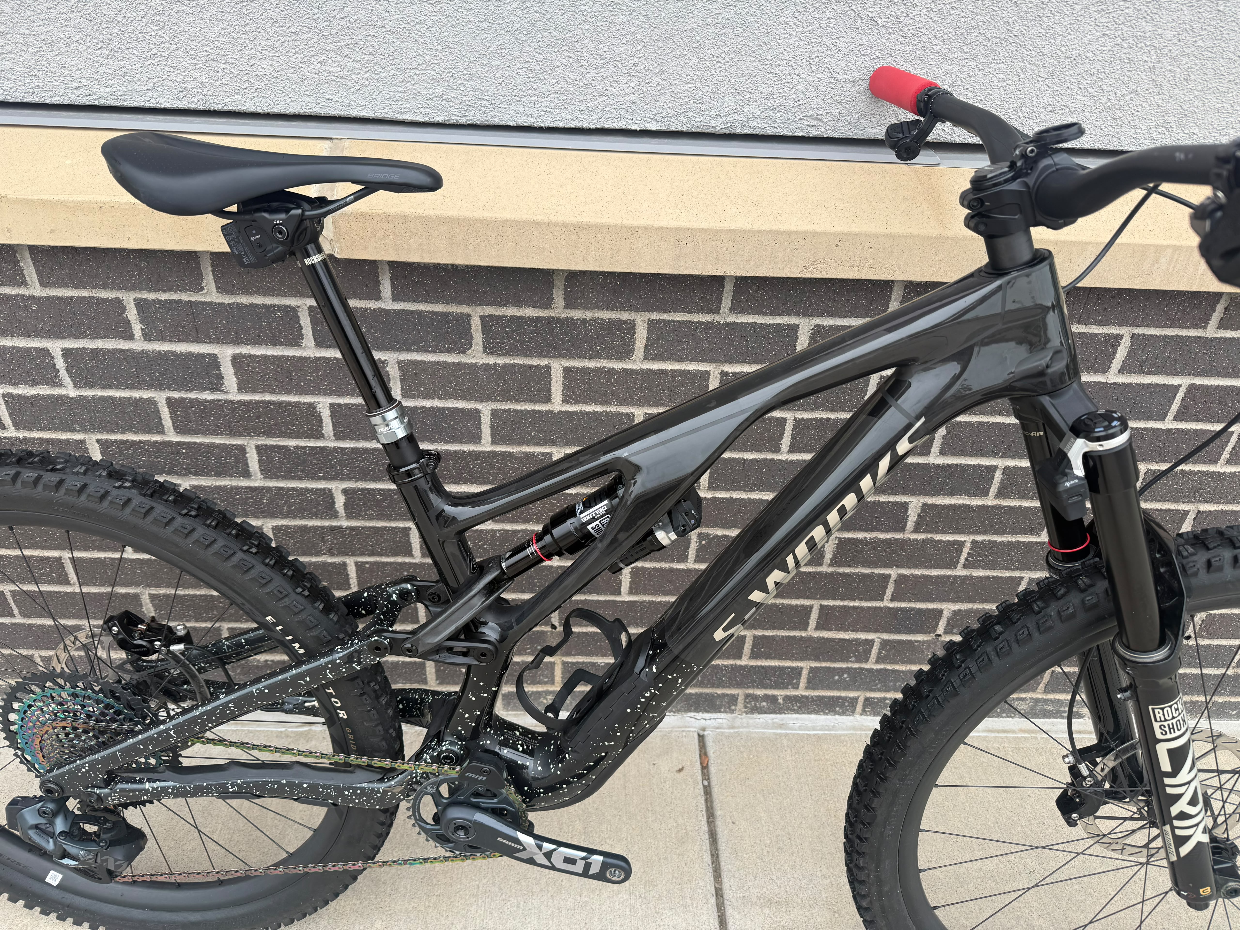 2023 S works Stumpjumper Evo S3 + Flight attendant XX1 Eagle Axs.  Pre-Owned