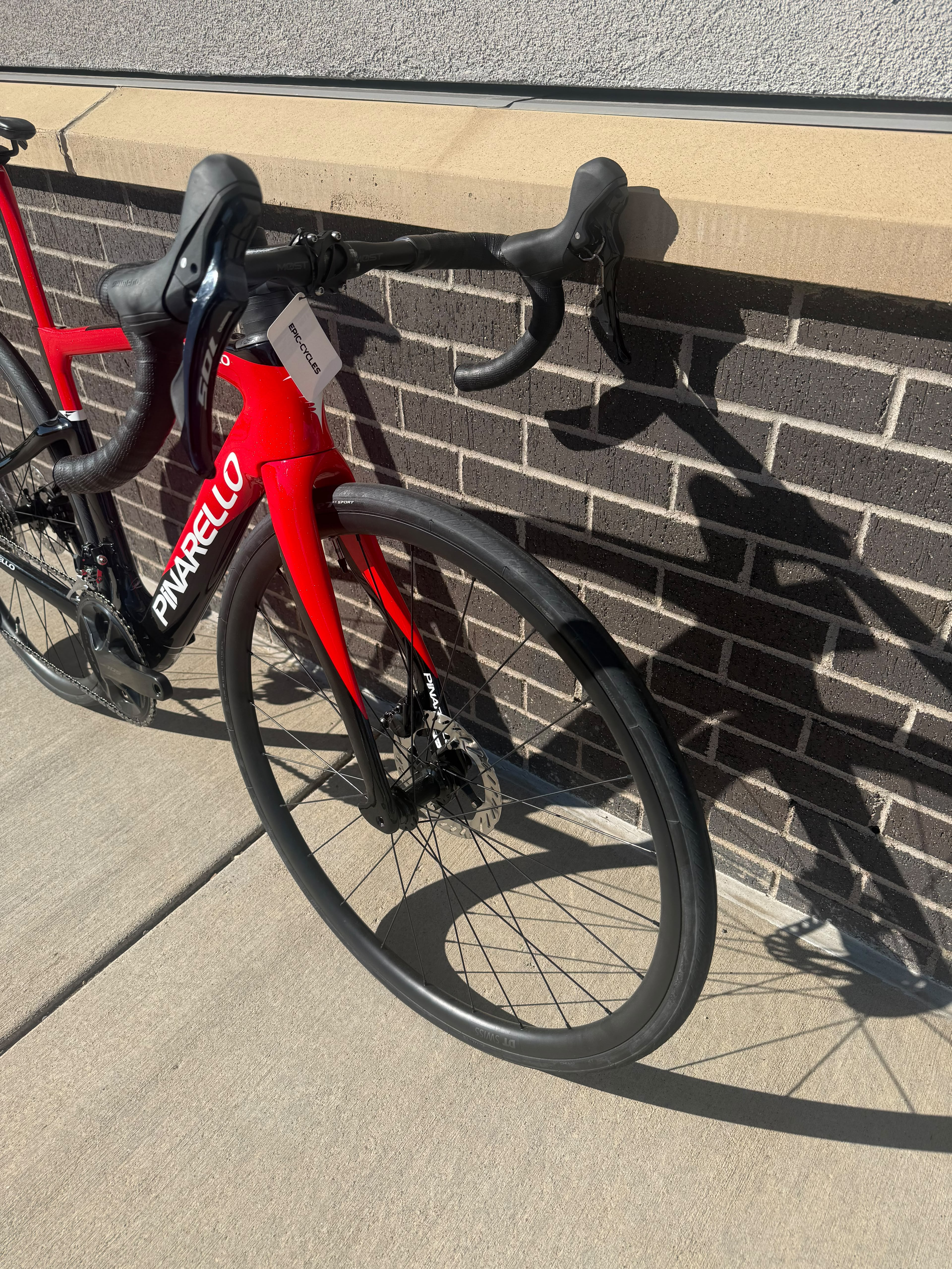 2024 Pinarello F7 Frame Build with Shimano 105 Mech size 46.5 Pre-Owned