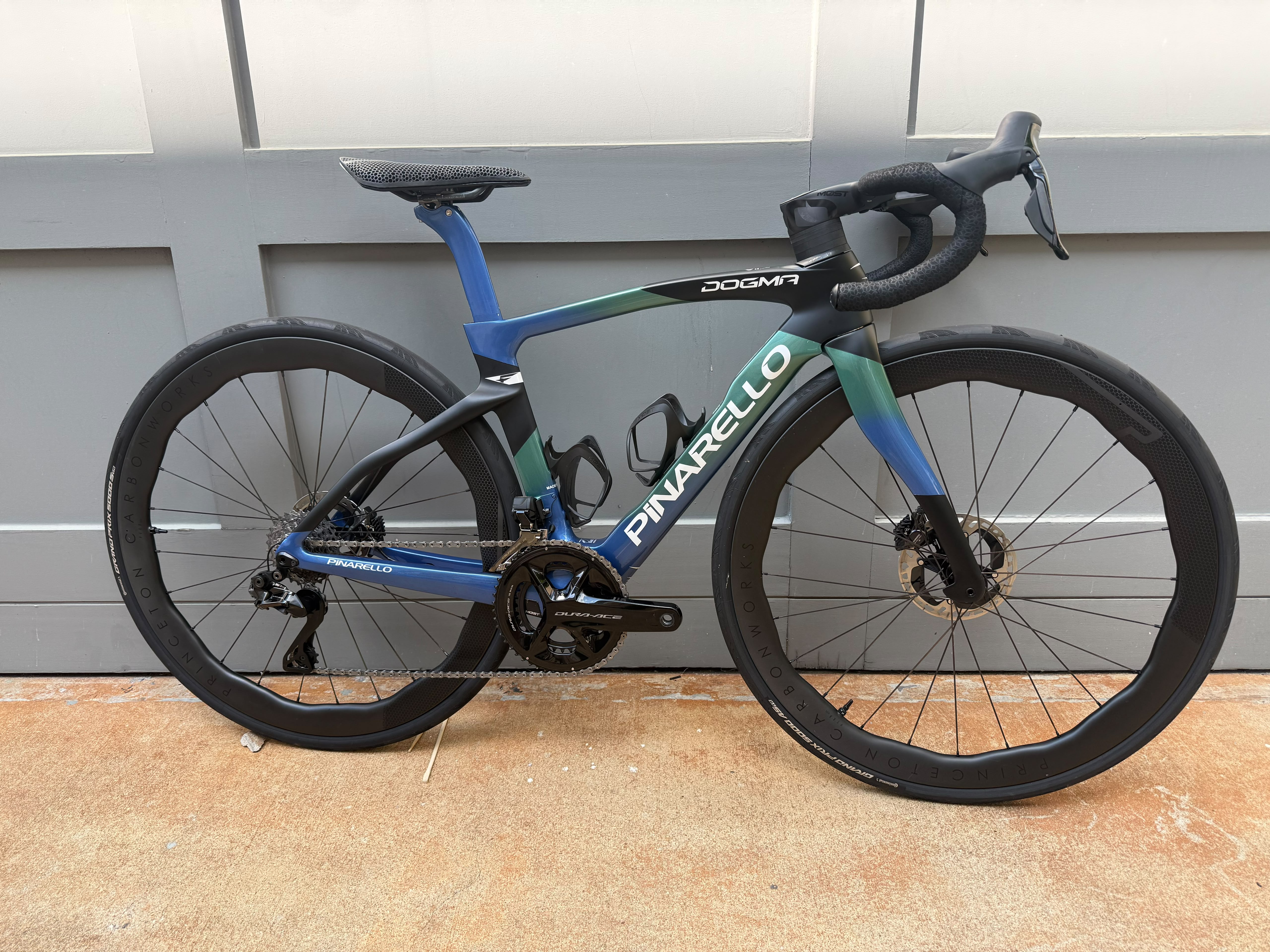 2024 Pinarello Dogma F Nebula Green Blue Dura Di2 Princeton Peak Evo Pre-Owned
